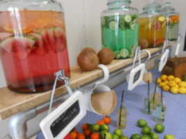 Partycateraar start met mobiele sappenbar