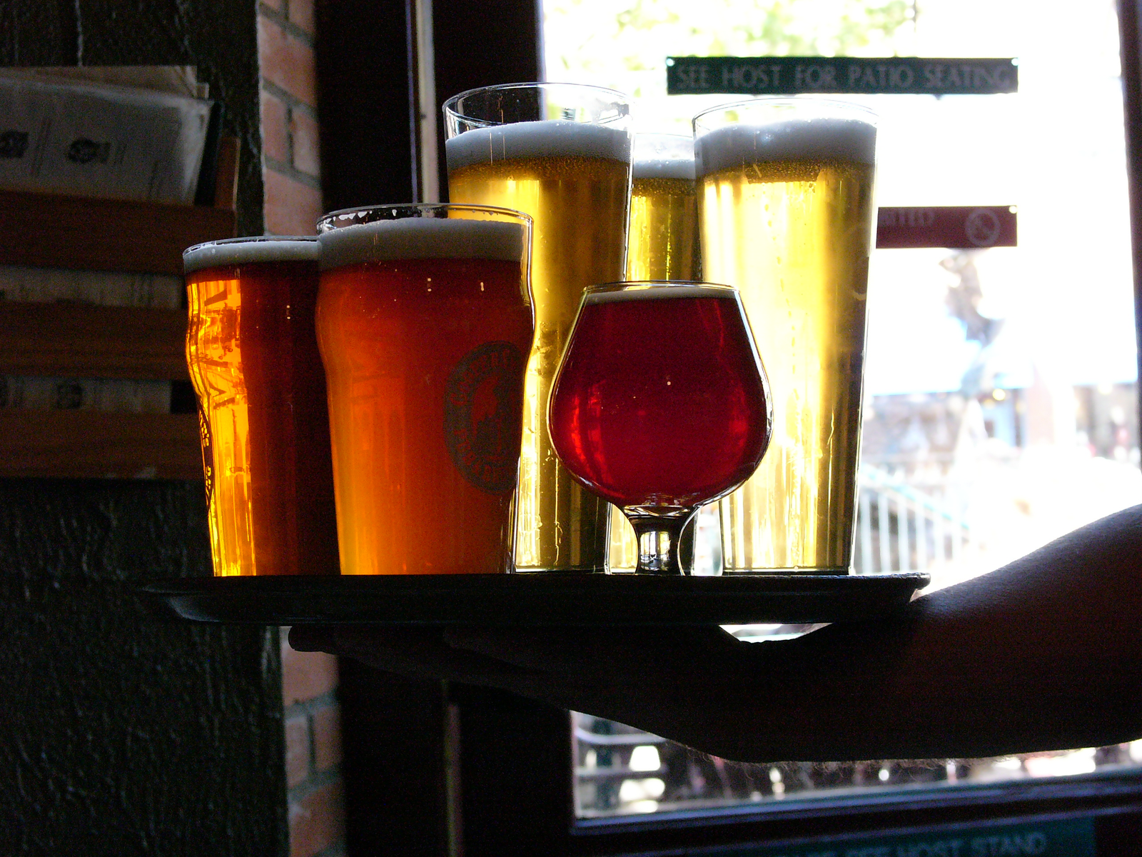 Ontlopen Drank- en Horecawet met trucje 'feest-bv'