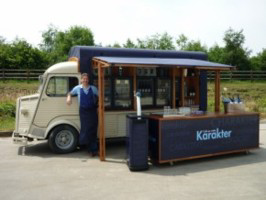 Brabander bouwt mobiele bar