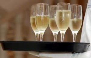 Cateraar start reizend restaurant