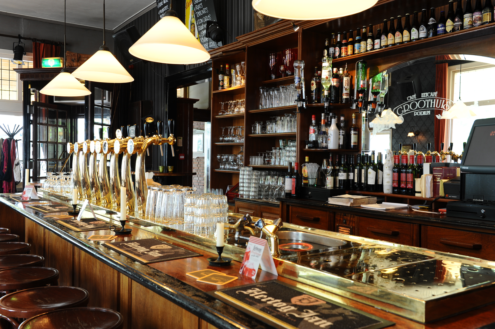 Groothuis verrast met tweede plek in Café Top 100 2014