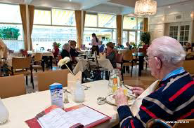 Berenschot: minder zorglocaties zullen sluiten