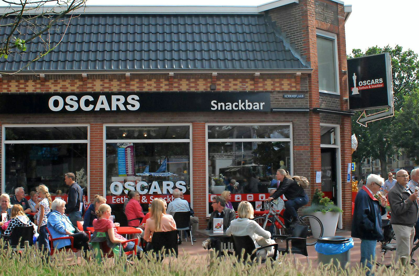 Cafetaria Top 100 2014 nummer 31 t/m 40