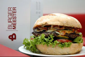 Burgermeester opent vierde locatie in Amsterdam