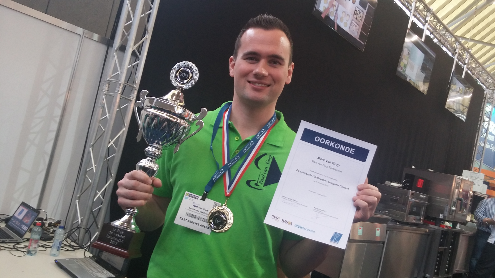 Mark van Gurp wint Lekkerste Hamburger Fastest