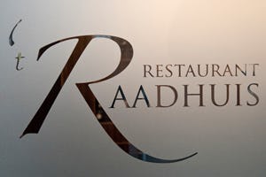Restaurant 't Raadhuis weg uit Heinenoord