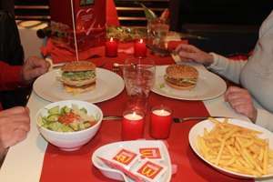 McDonald's verrast vijf stellen met Valentijndiner