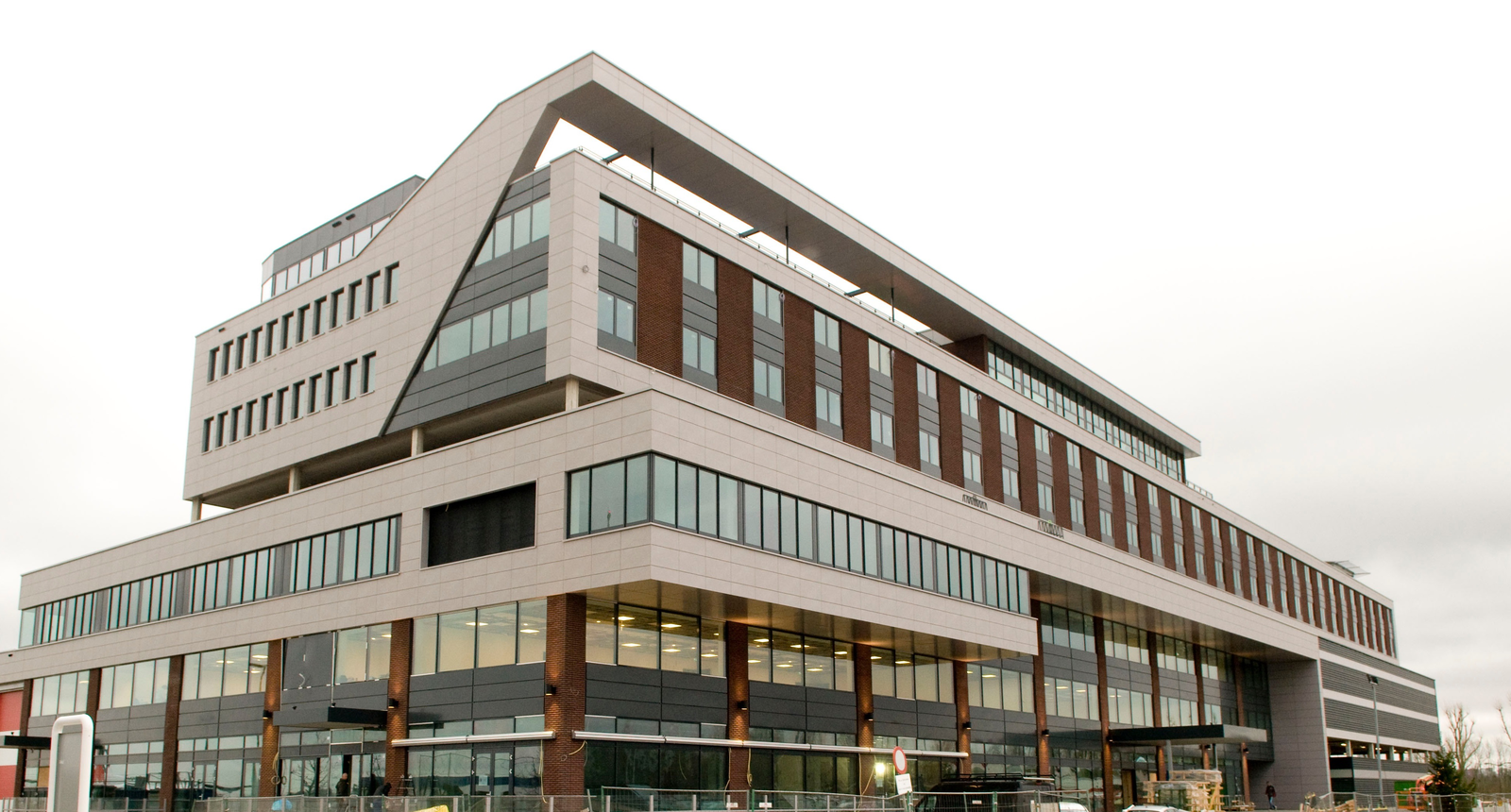 Nieuw Worldhotel opent eind maart op Rotterdam Airport