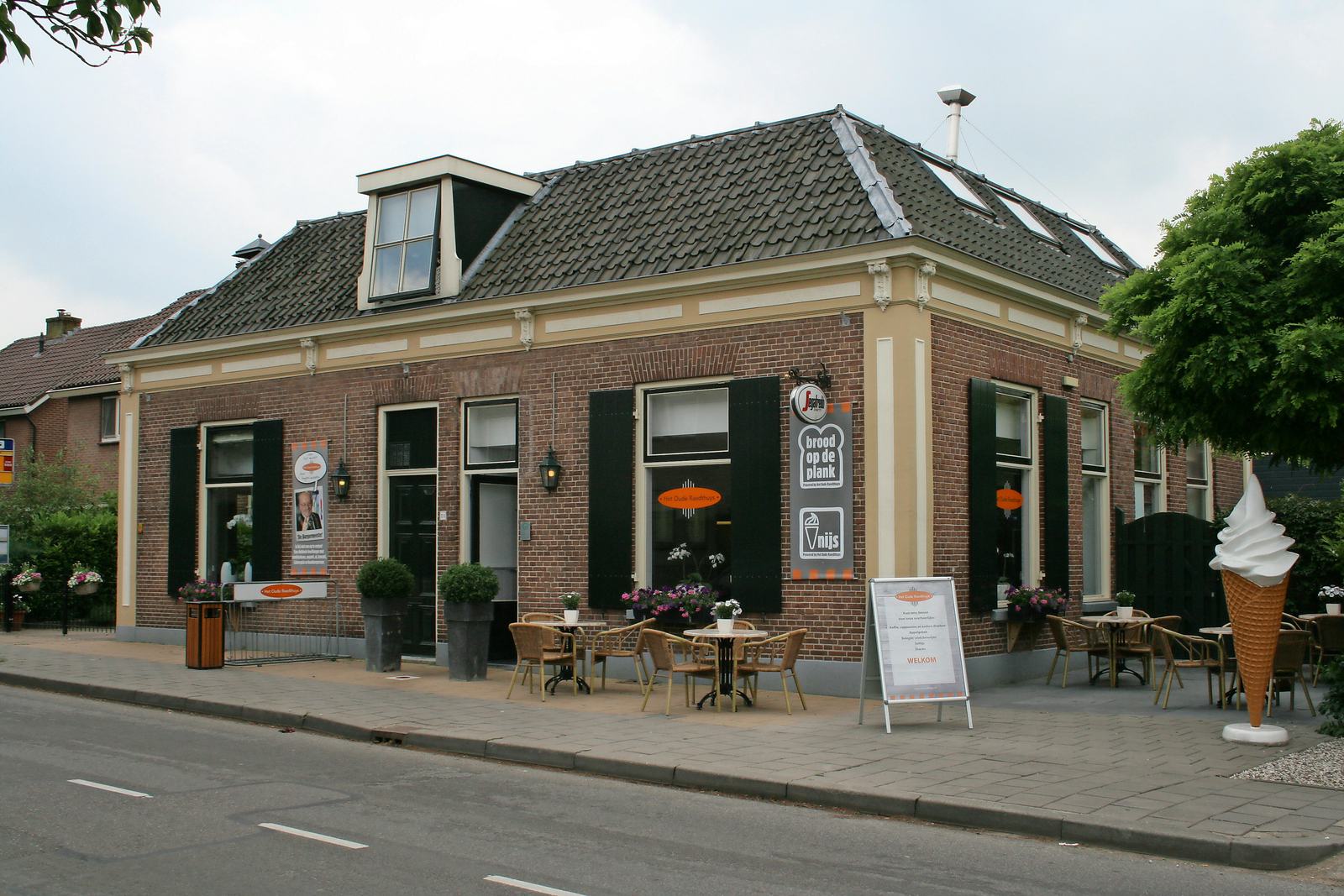 Cafetaria Top 100 2014 nummer 10: Het Oude Raedthuys, Cothen