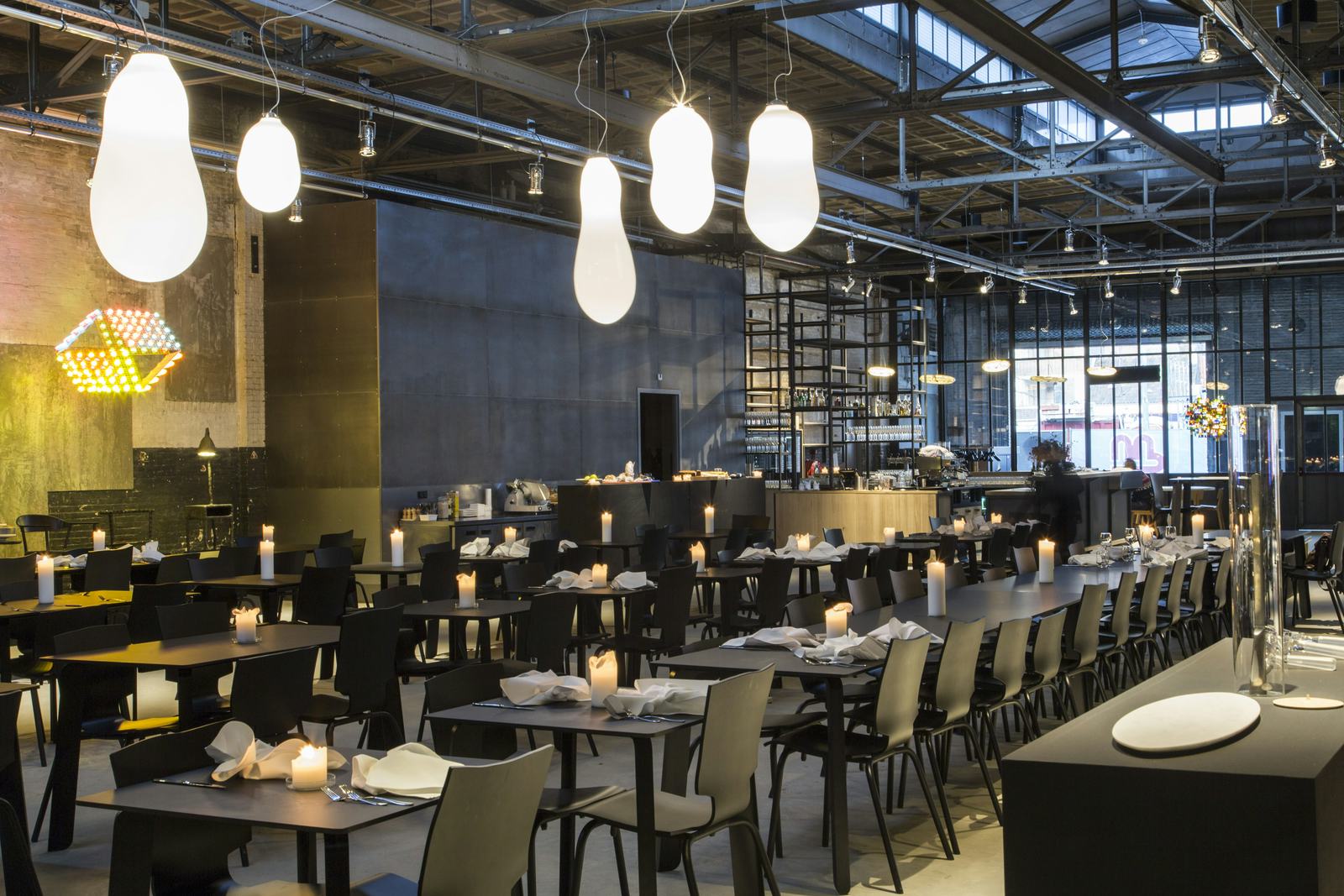 Ambitieus restaurant en luxehotel Kazerne in Eindhoven te koop: 'Intensieve gesprekken'