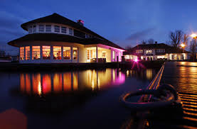 Pop-up bar aan de Loosdrechtse plassen