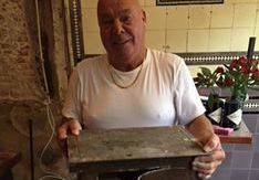 Caféhouder vindt waardeloze kluis