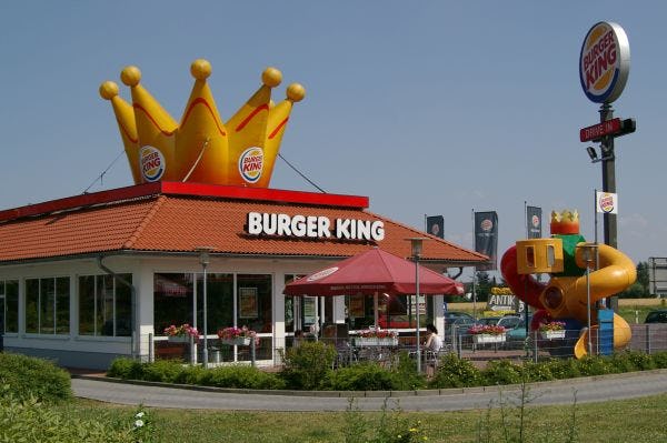 Burger King bezorgt bij oosterburen aan huis