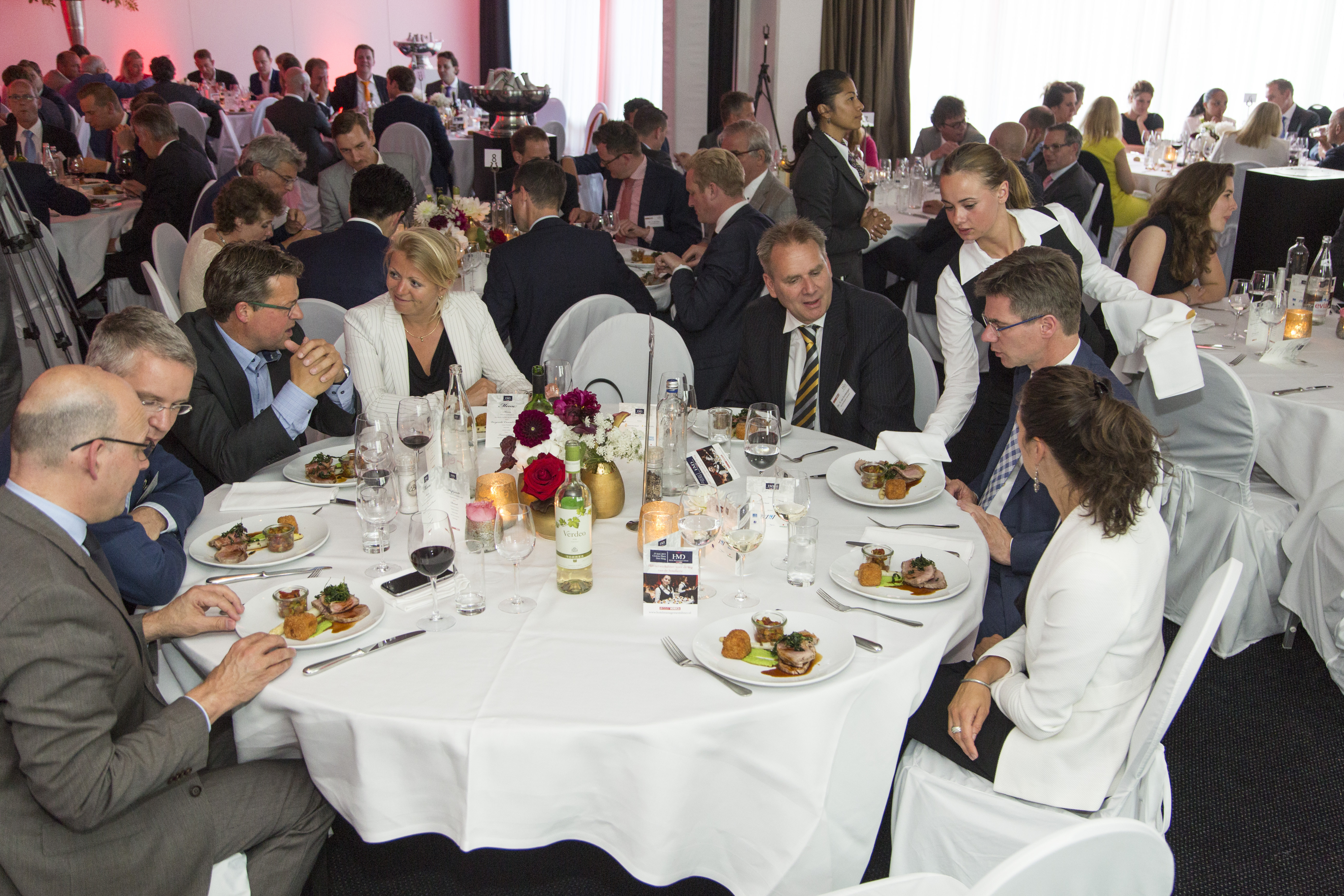 Luid applaus voor Hotel Management Diner
