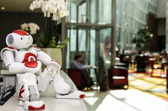 Robot aan de balie in Belgisch hotel