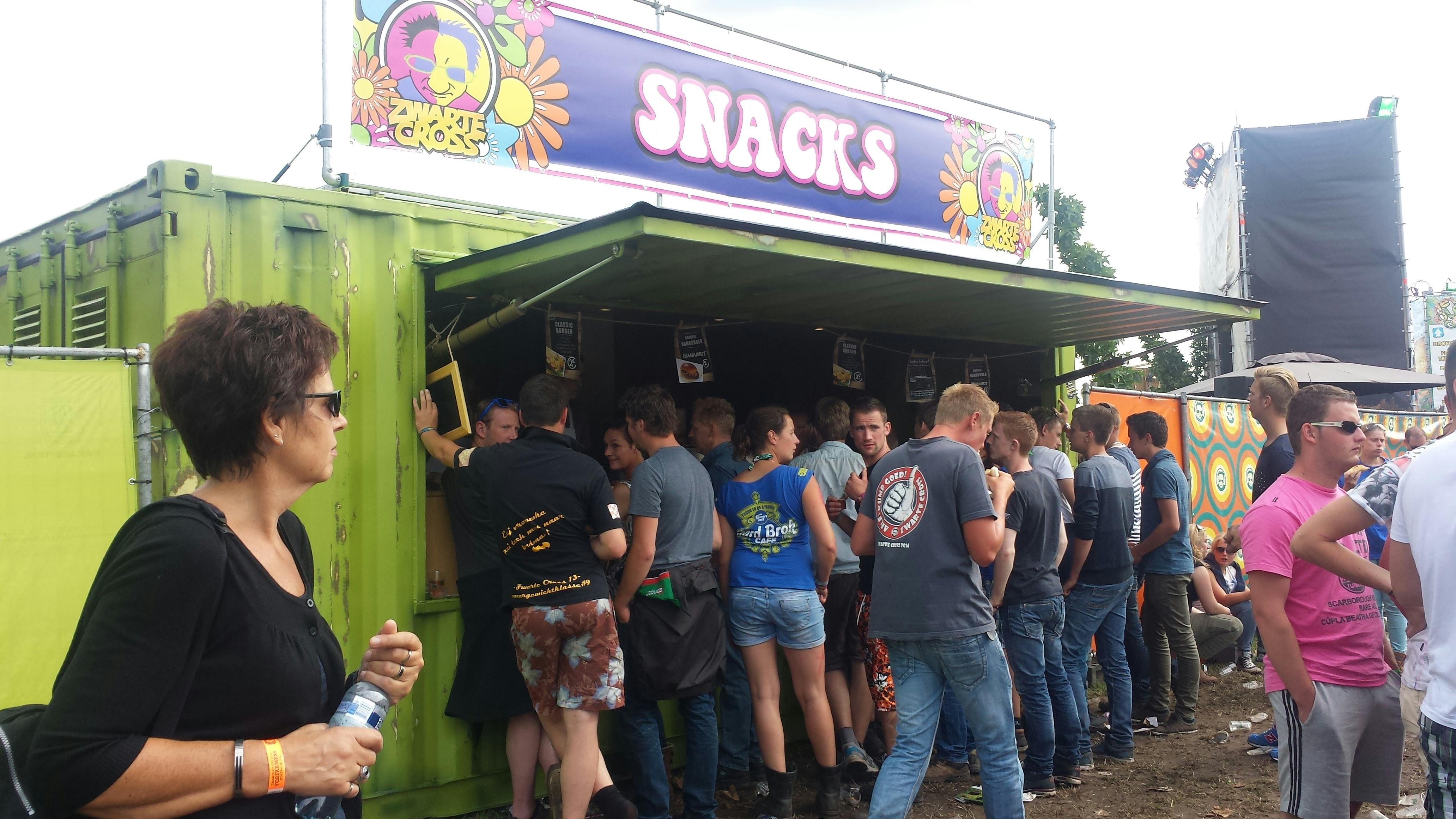 Snackomzet Zwarte Cross piekt