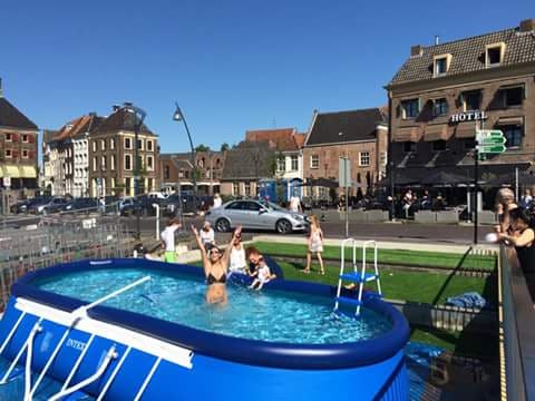 Restaurant biedt gasten verkoeling met zwembad in centrum Zwolle
