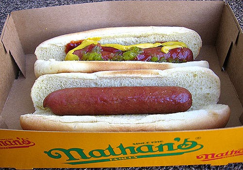Hotdogrestaurant Nathan's heeft nieuwe kampioen hotdog-eten