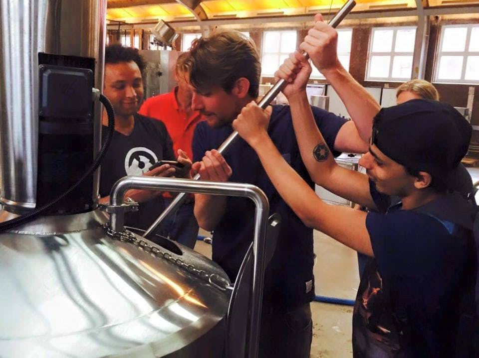 Café hoopt met vanille-bier op nieuwe smaakmaker van Rotterdam