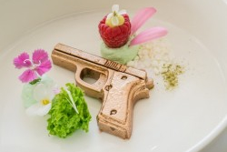 James Bond-diner bij Jaimie van Heije