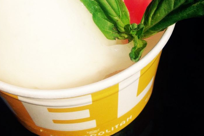 Dronken van gin-tonic ijs bij Kees Raat