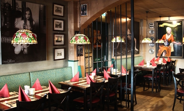 Kaat Mossel bestaat 25 jaar