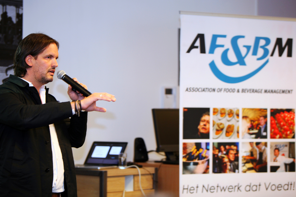 AF&BM: 'Van horeca vs retail naar horeca & retail'