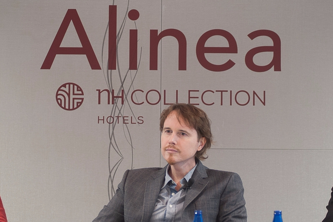 Grant Achatz verplaatst Alinea tijdelijk naar Europa