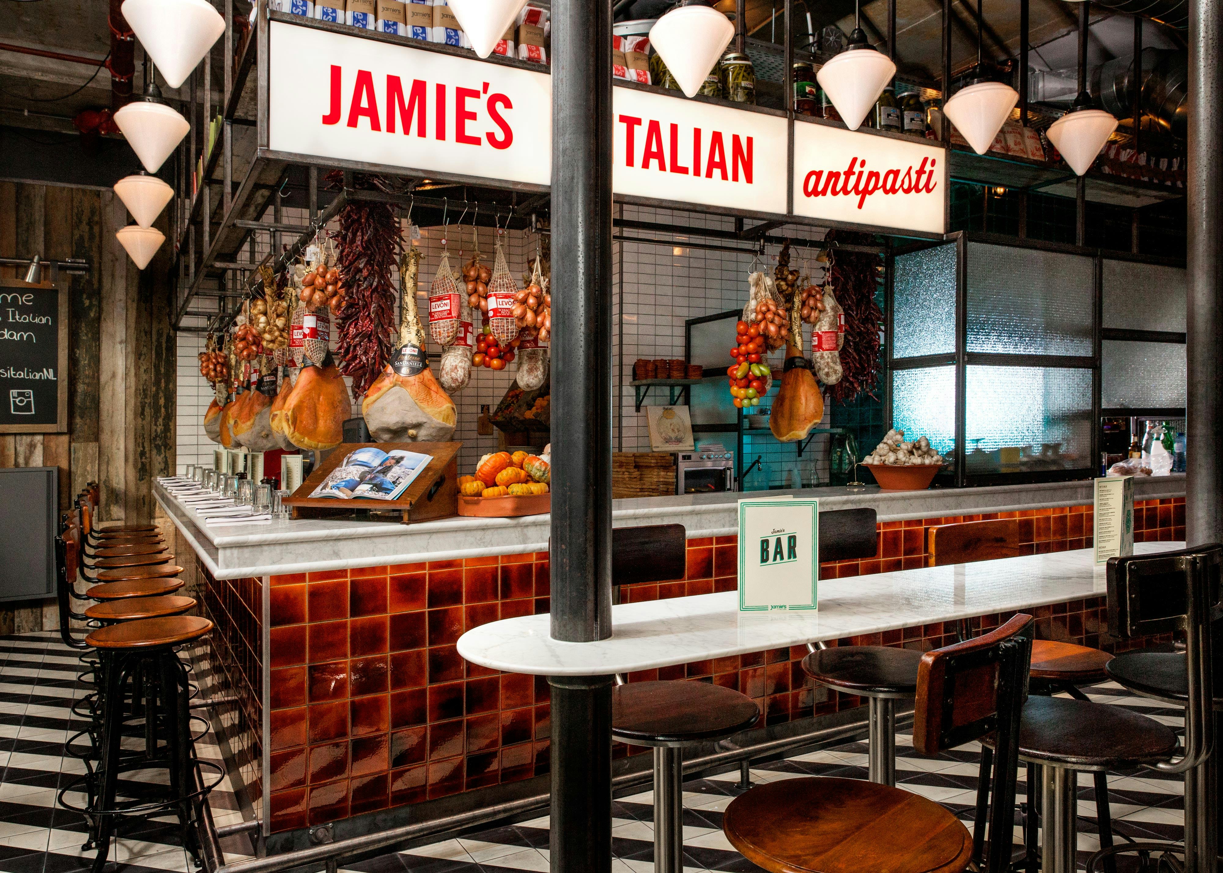 Jamie's Italian officieel geopend in Markthal Rotterdam