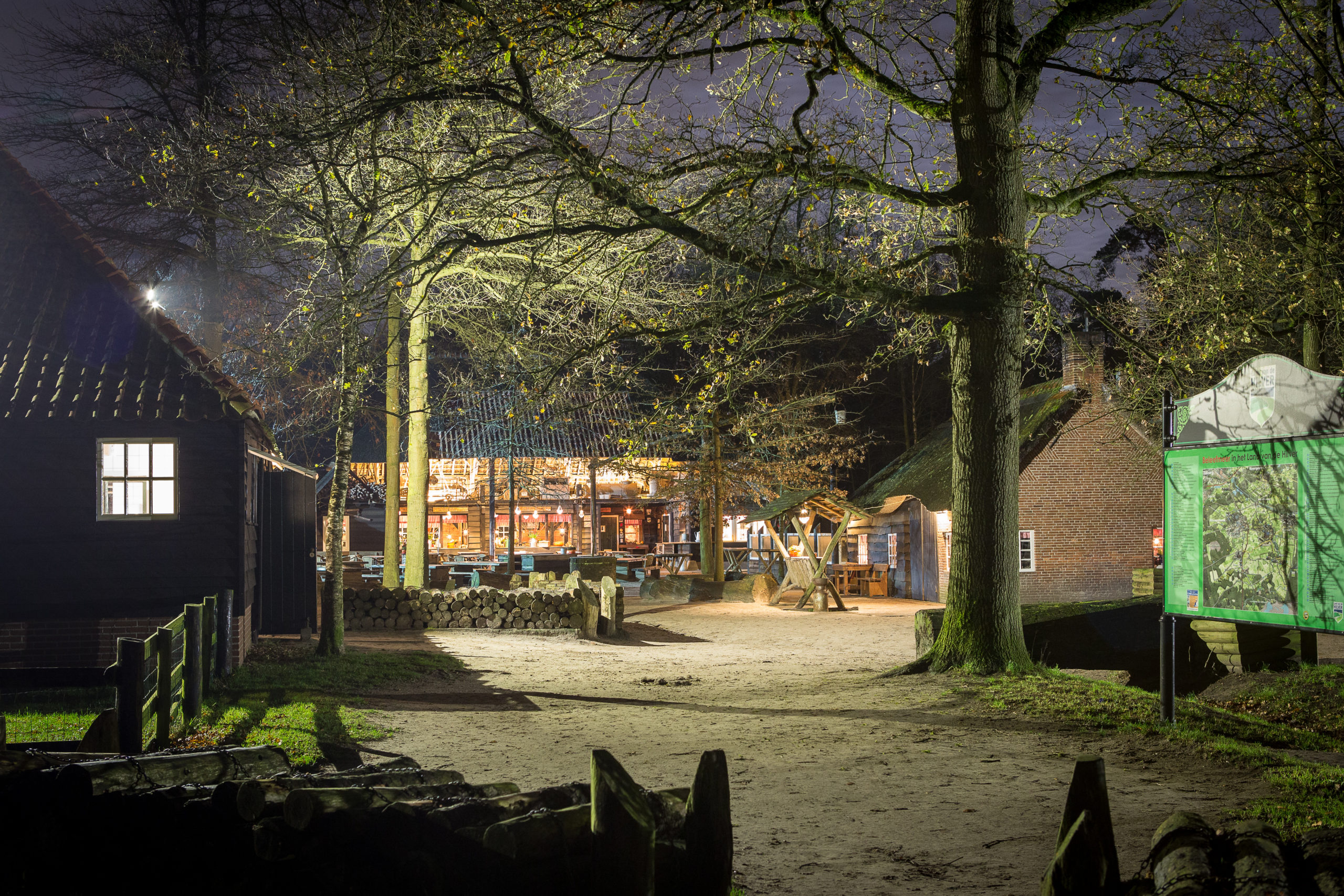 Avondsfeer bij café "In Den Bockenreyder"