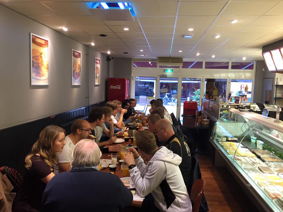 De Heer verdubbelt oppervlakte zaak