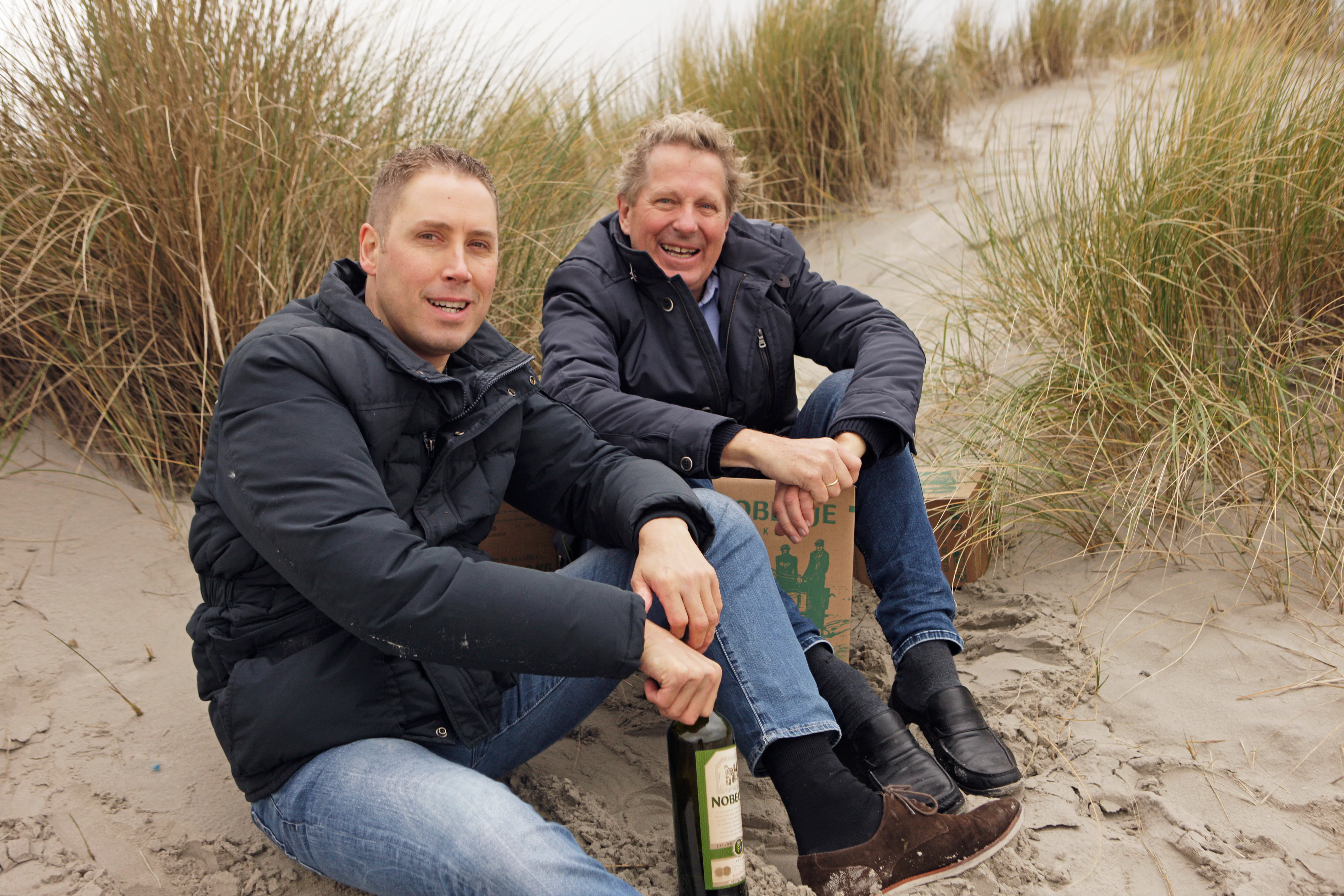 Twee generaties Nobel, Barend Willem (l) en zijn vader Willen Barend.