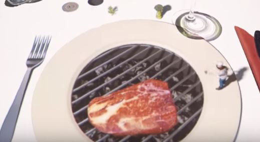 Leuk: wachten op diner met 3D projectie op tafel