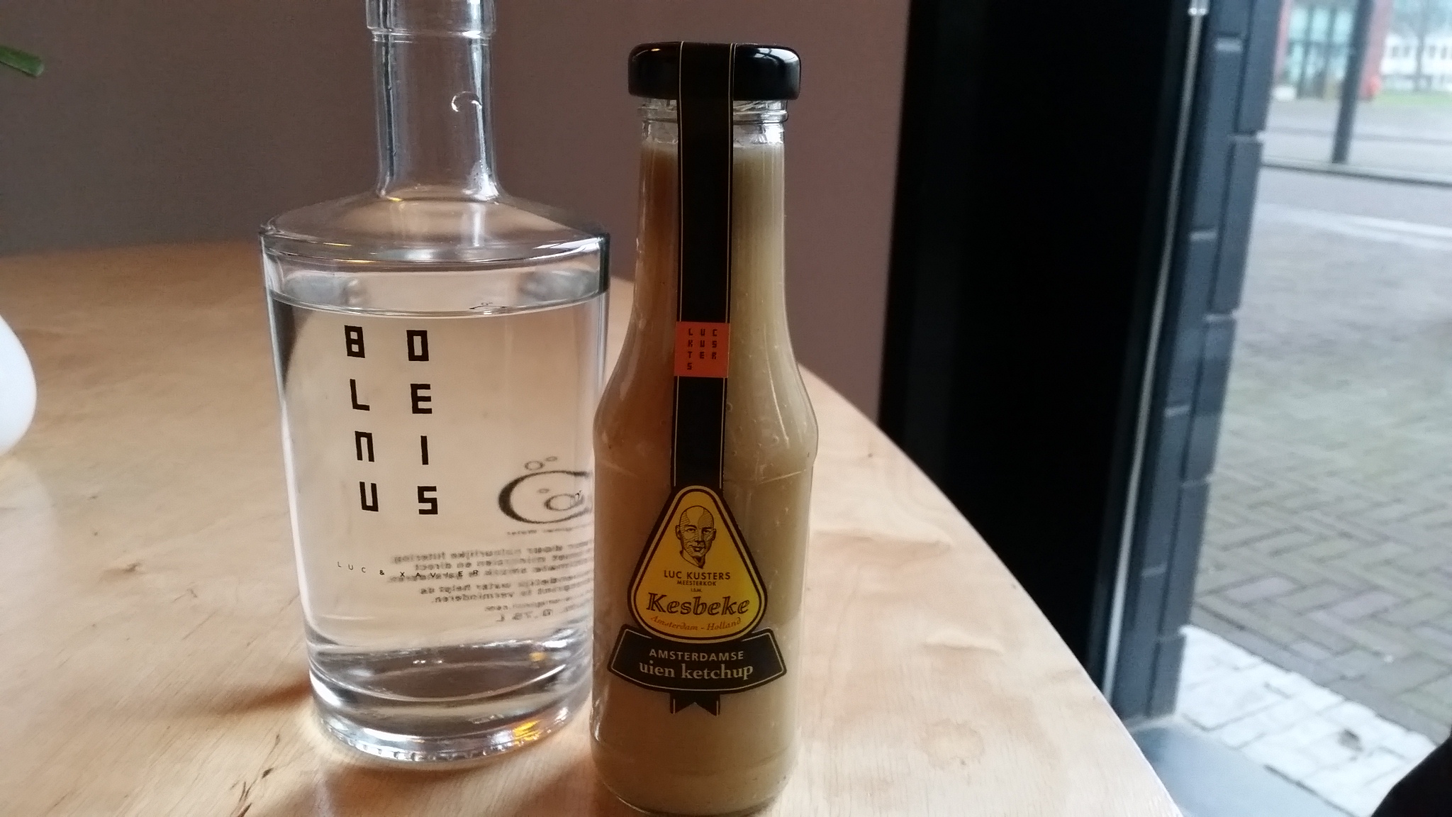 Kesbeke en Kusters brengen Amsterdamse Uien Ketchup op de markt