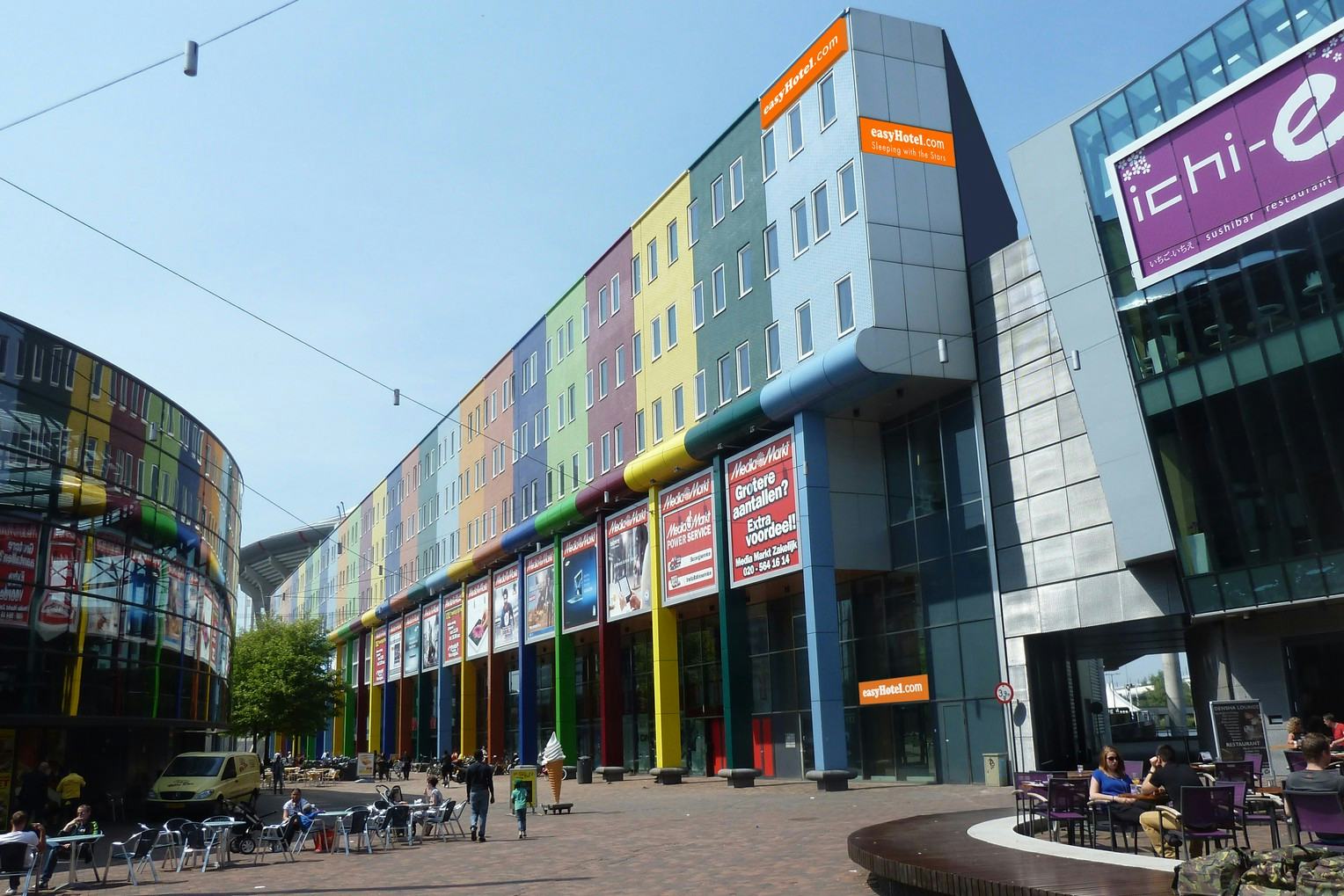 Danzep bouwt easyHotel bij Arena en in Brussel