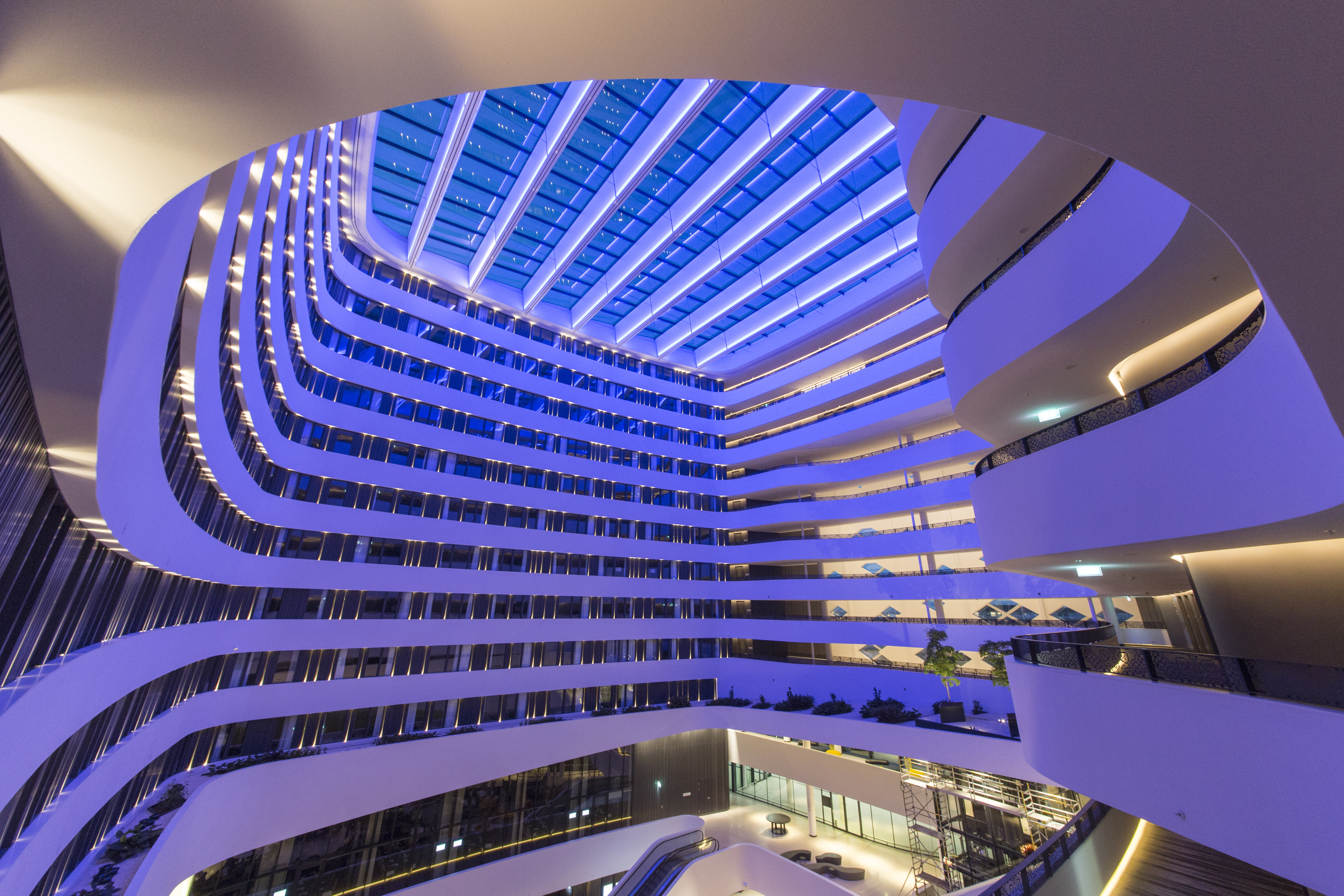 Schiphol verdient flink aan horeca en hotelactiviteiten