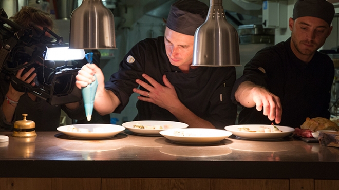 Restaurateurs beoordelen elkaars zaak in tv-programma 'Mijn Restaurant'