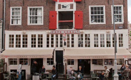 Contactadvertentie: teakhouten tap zoekt liefdevolle brouwer