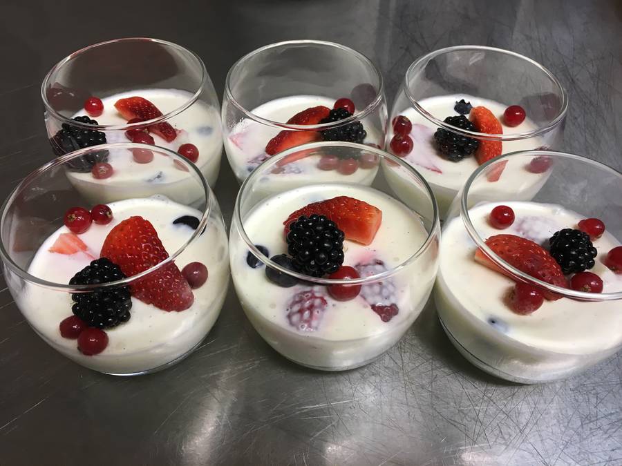 Hutten serveert hapjes aan kankerpatiënten ziekenhuis Uden