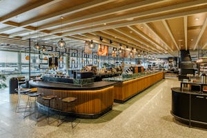 Starbucks Schiphol Pavillion (foto: Tycho Müller)