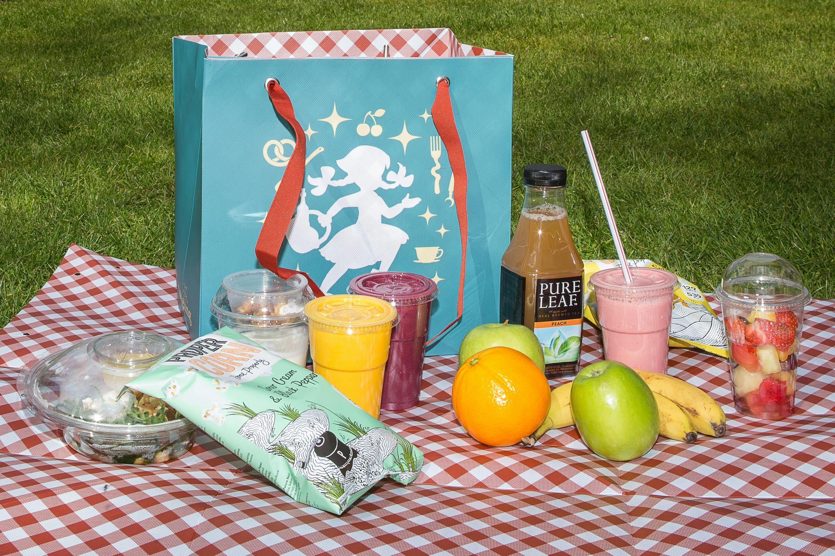 Video: picknicken met smoothies, fruit en groente in De Efteling