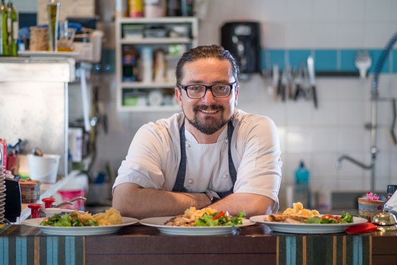 Dineren met Dictators bij Ivo's Kitchen