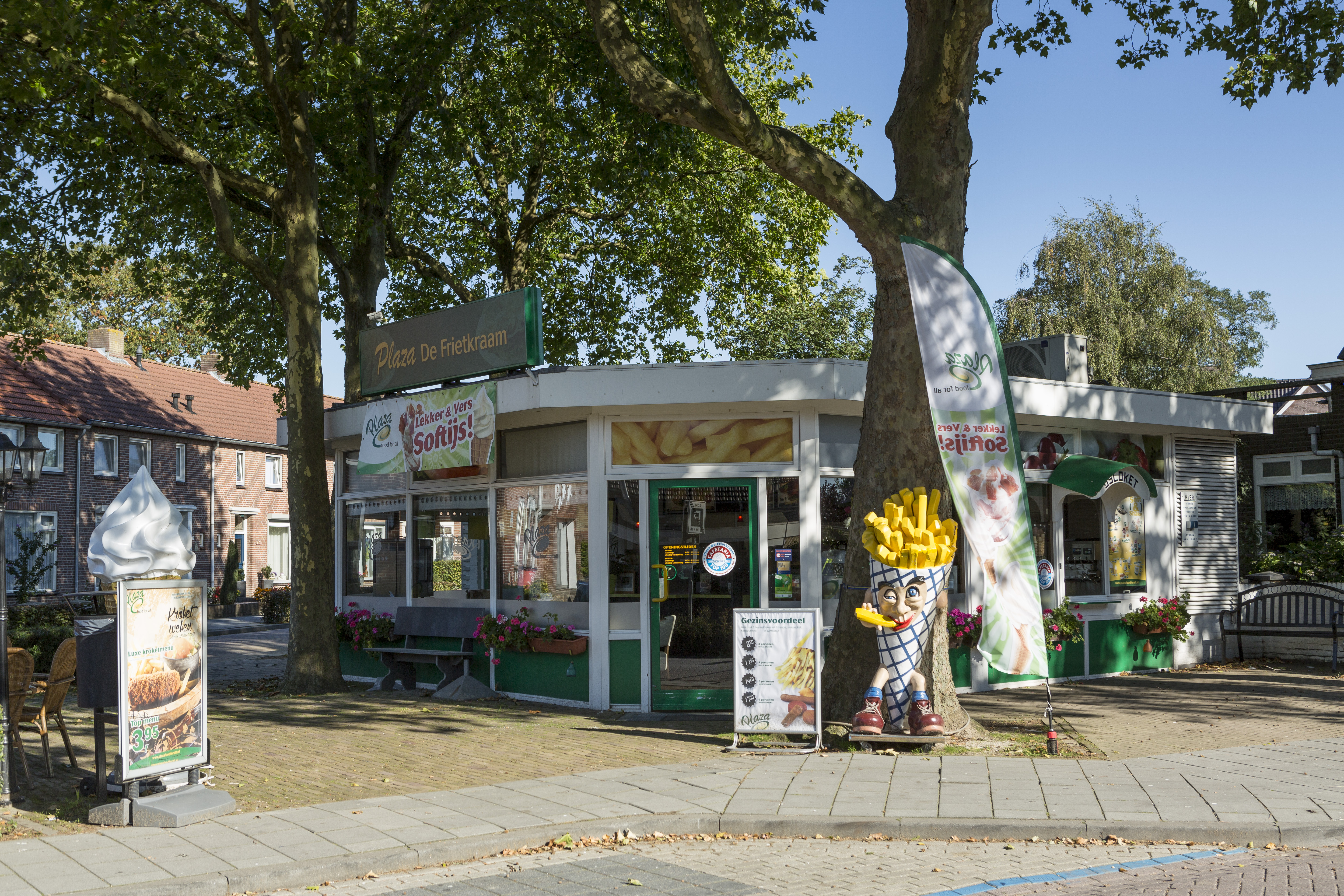 Mill 30 september 2015
Exterieur Plaza De Frietkraam