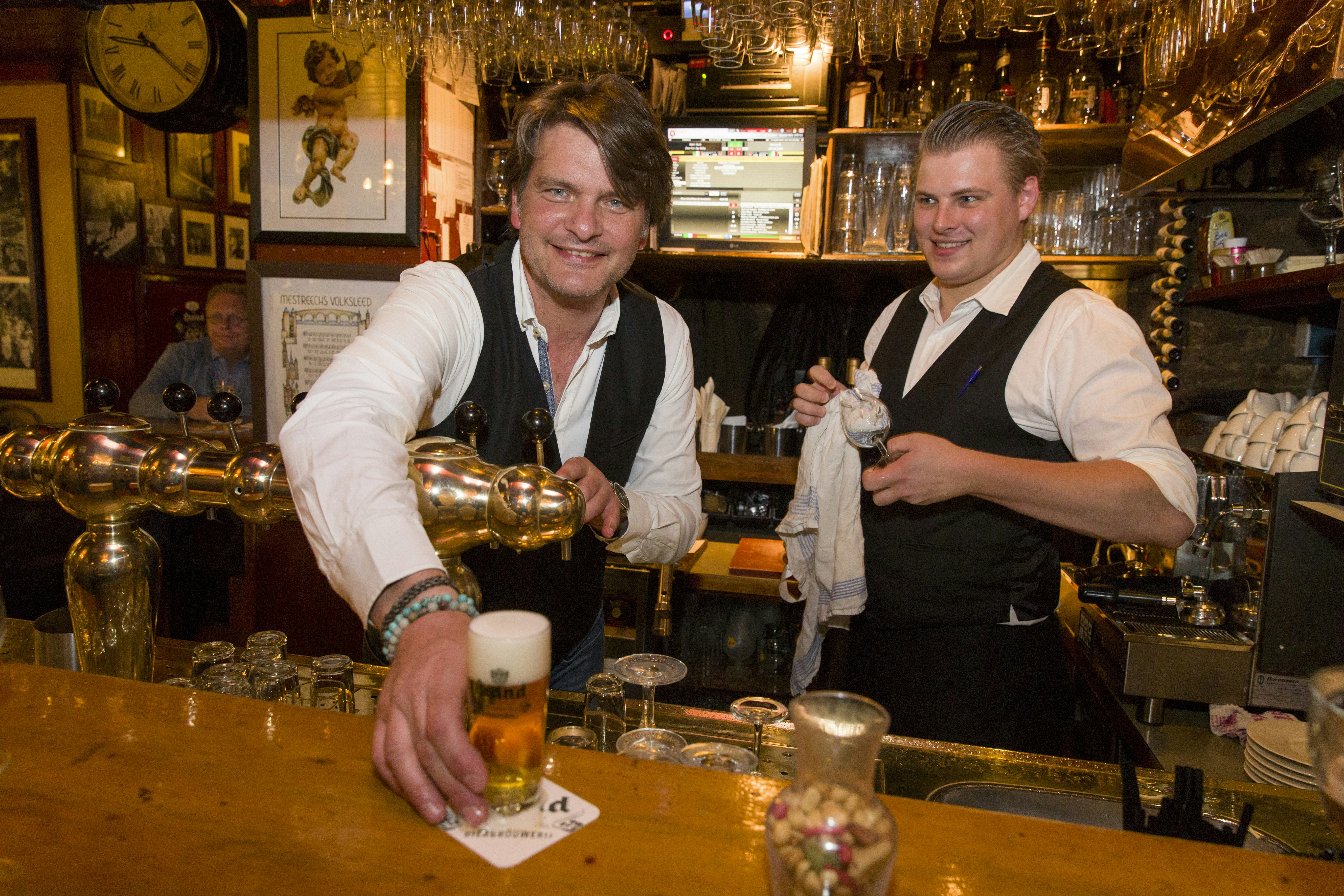 Barth Hochstenbach (l) in zijn In de Karkol.