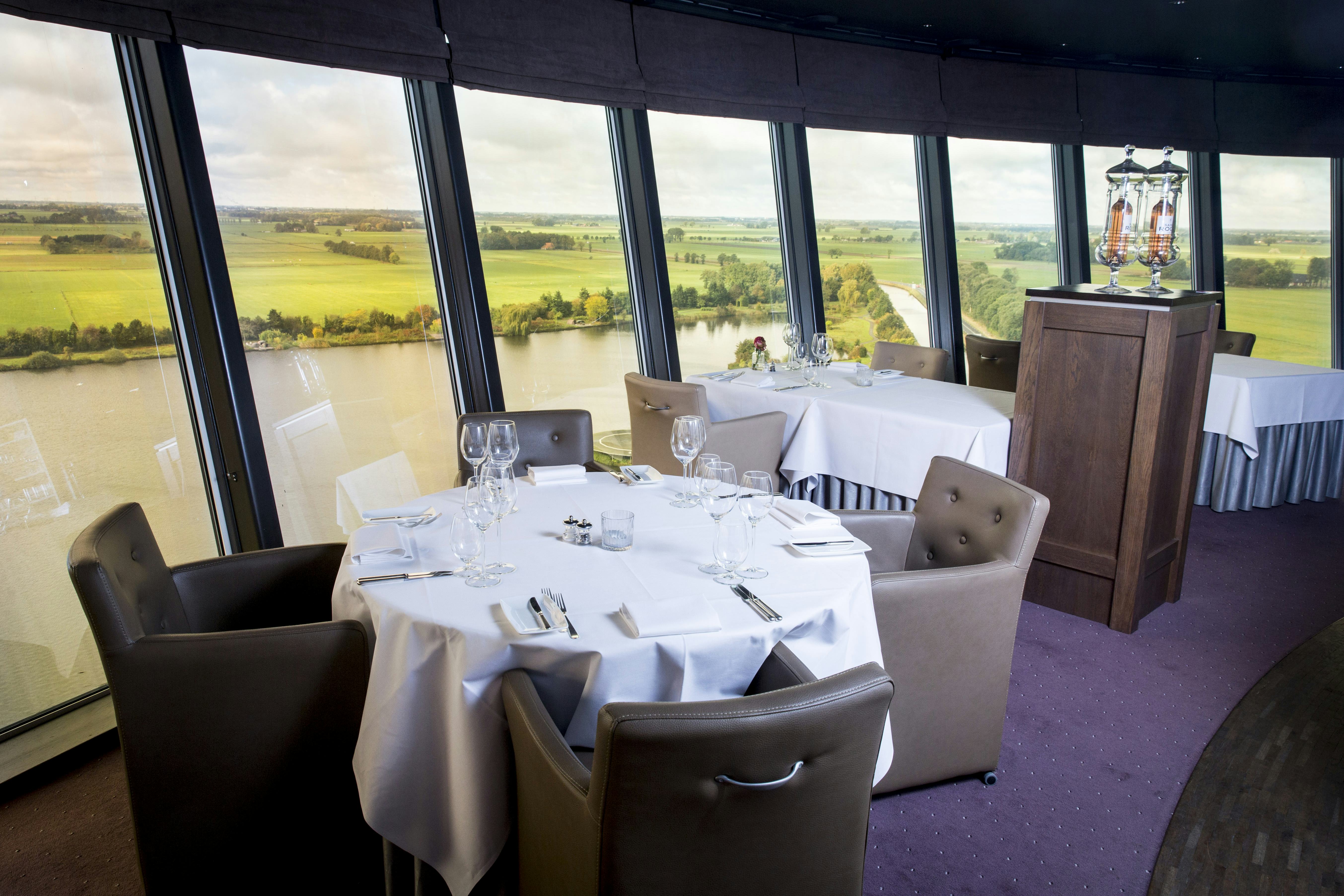 Hennie van der Most doet ook Koperen Hoogte van de hand
