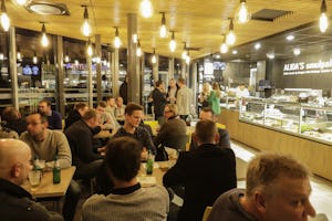 Alles links van de palen was voorheen buiten. Foto: Jan Willem van Vliet