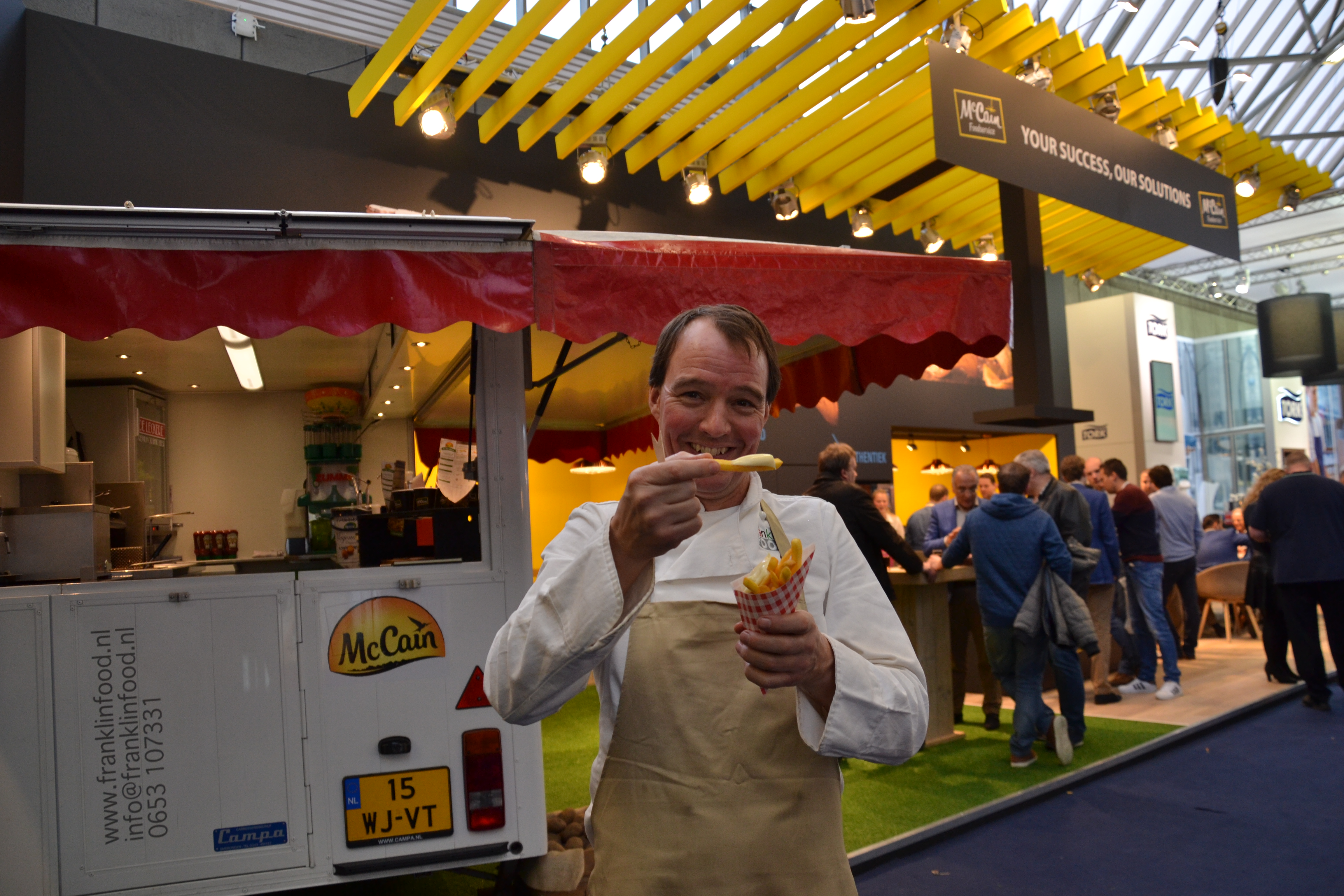 ...Franklin met zijn mobiele frietkraam die er echt een feestje van maakte...