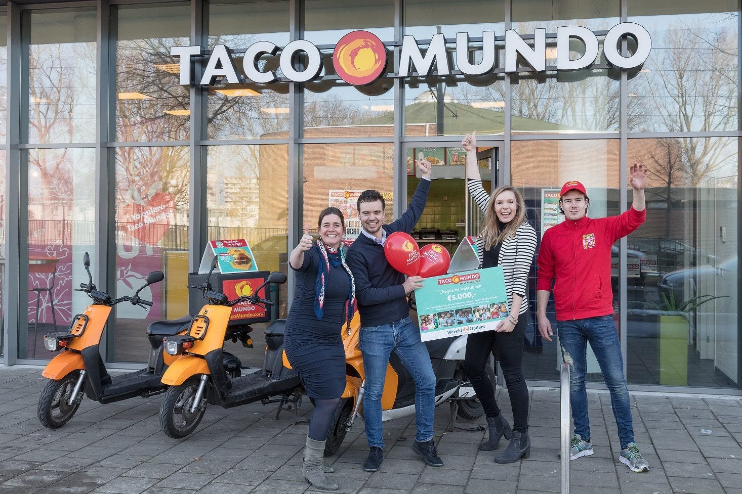 Taco Mundo doneert 5000 euro aan WereldOuders