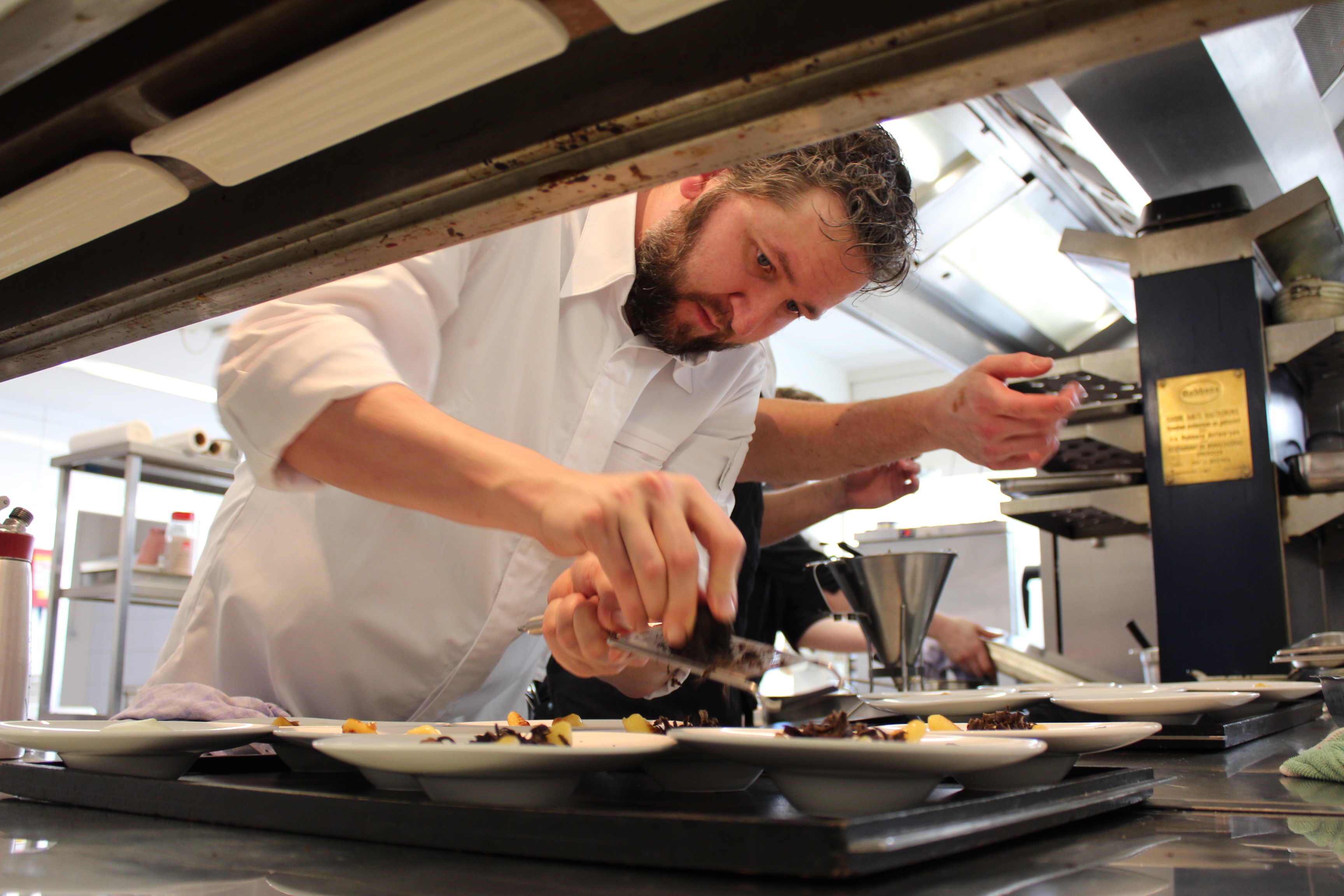 Menno Post opent eigen restaurant -Olivijn- in Haarlem