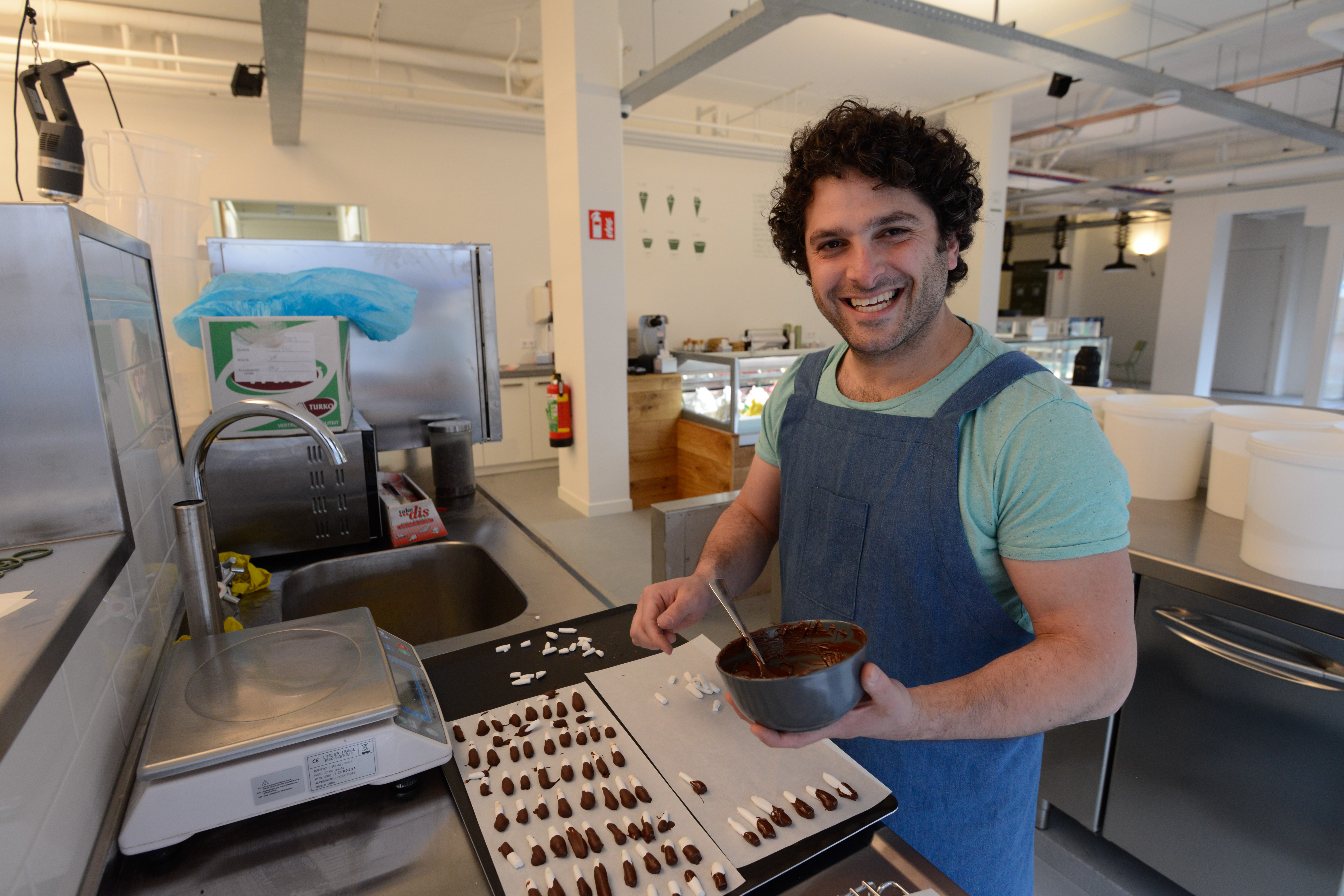 Ilan Nakar van de IJsmakers in Meppel.